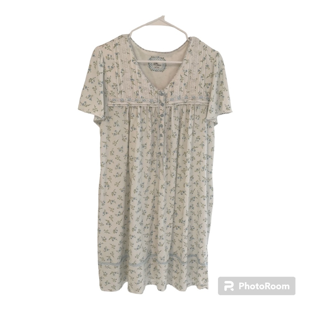 Aria Women’s Short Sleeve Nightgown White with Blue Floral Print Size Large
